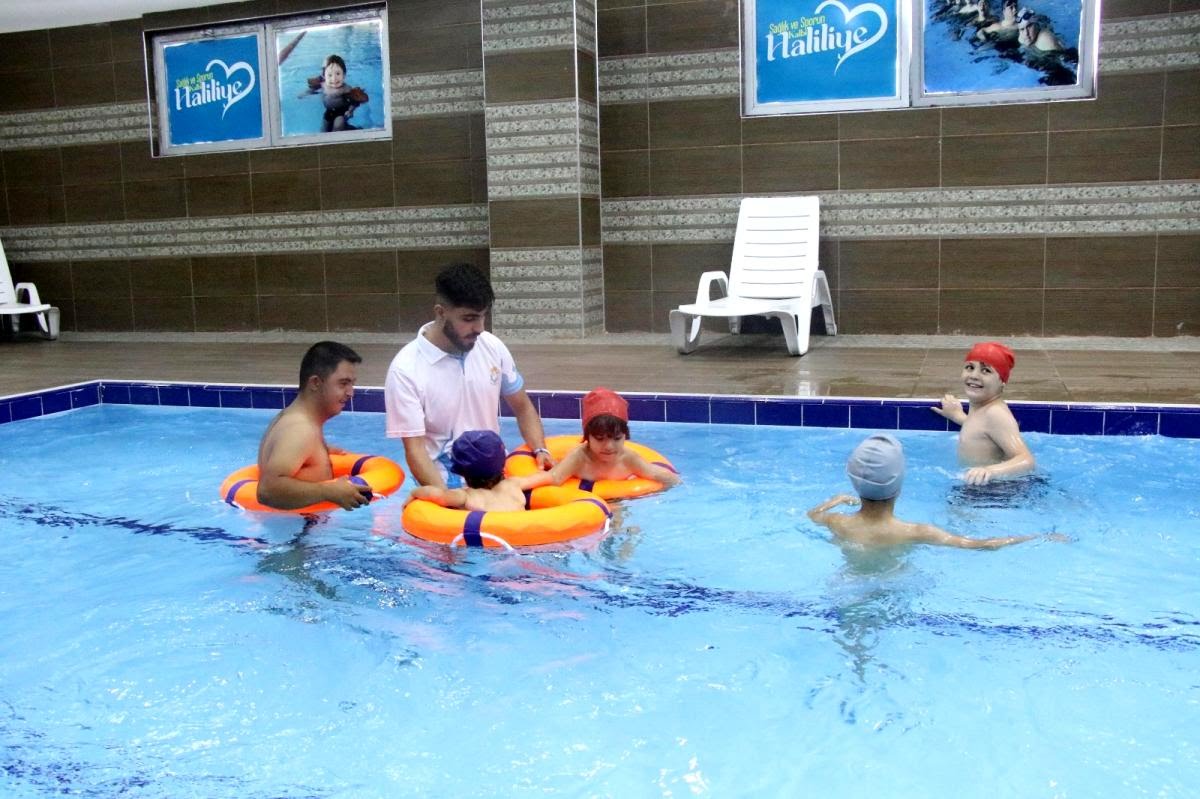 Şanlıurfa’da Engelli Çocuklar İçin Yüzme Havuzu Açıldı